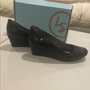 Life Stride Black Comfort Shoes